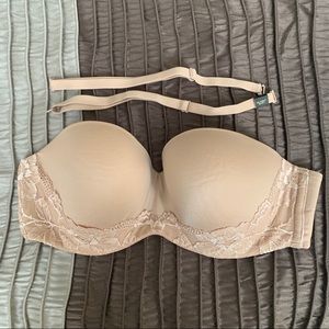 Victoria’s Secret lined strapless bra 34DD